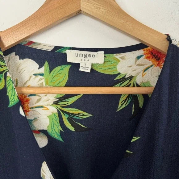 Umgee Black Floral Romper - Picture 7 of 11